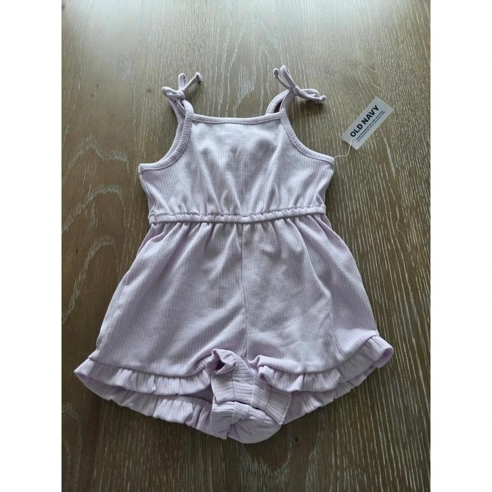 Old navy baby girl romper 12-18 mos